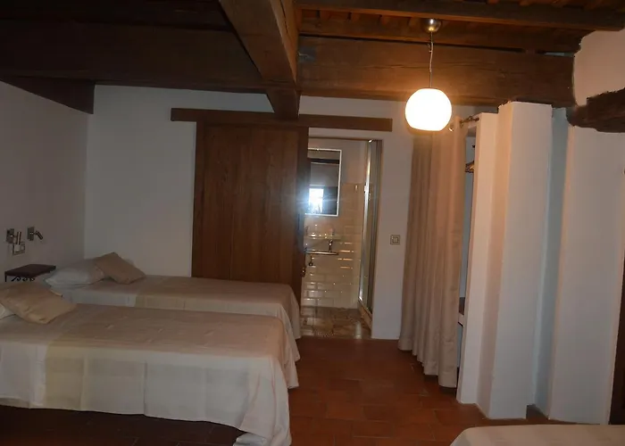 Hostal Via Caparra Confort *