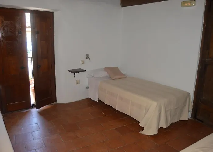 Hostal Via Caparra Confort *