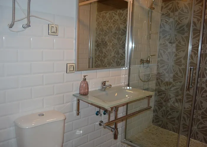 Hostal Via Caparra Confort *